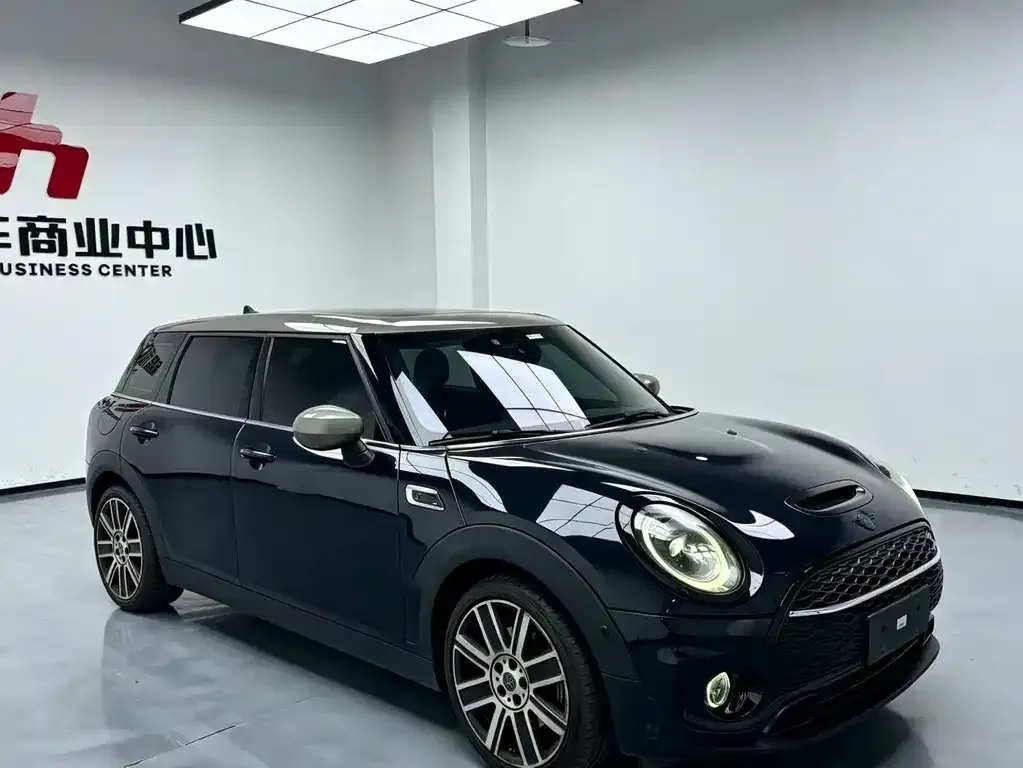 MINI Clubman — фото 9