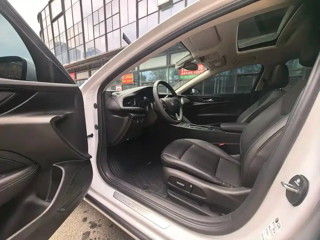 Buick Regal — фото 10