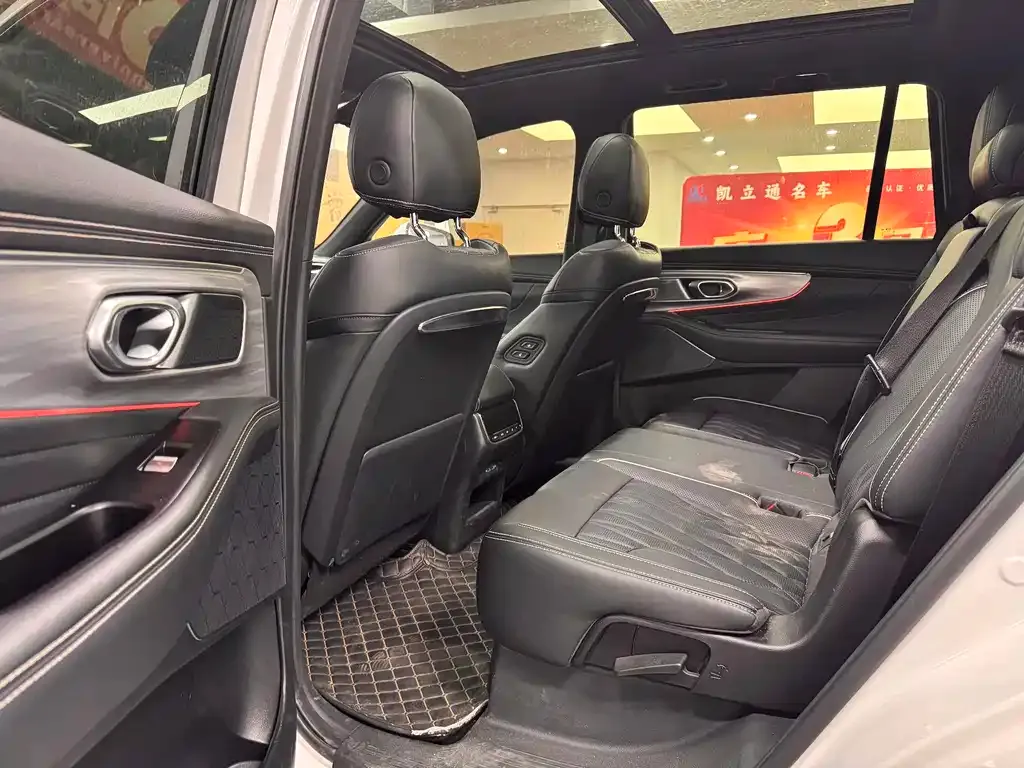 GAC Motor Trumpchi GS8 — фото 4