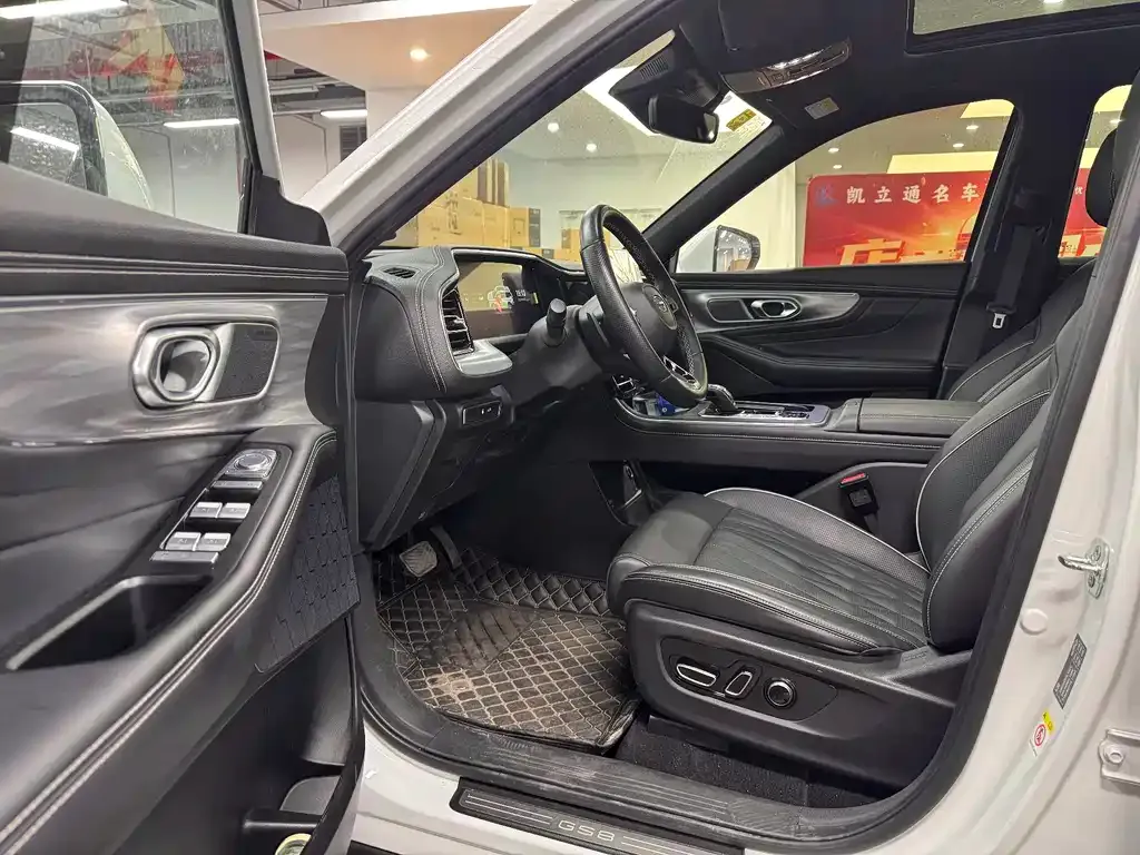 GAC Motor Trumpchi GS8 — фото 2