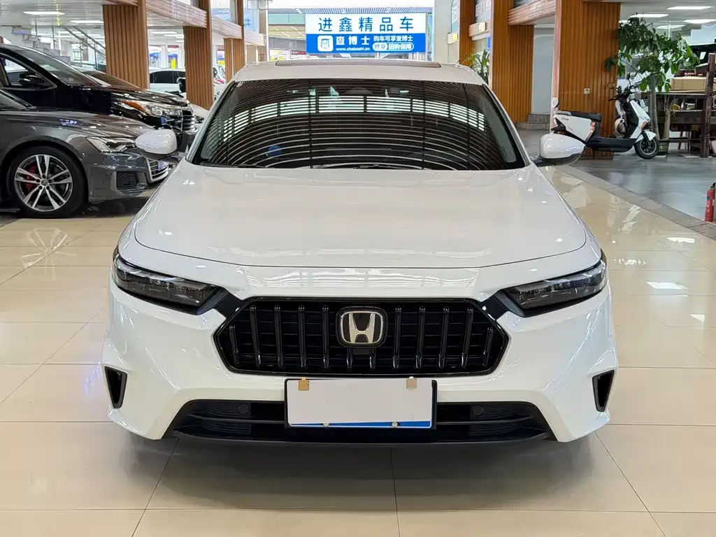 Honda Inspire — фото 6