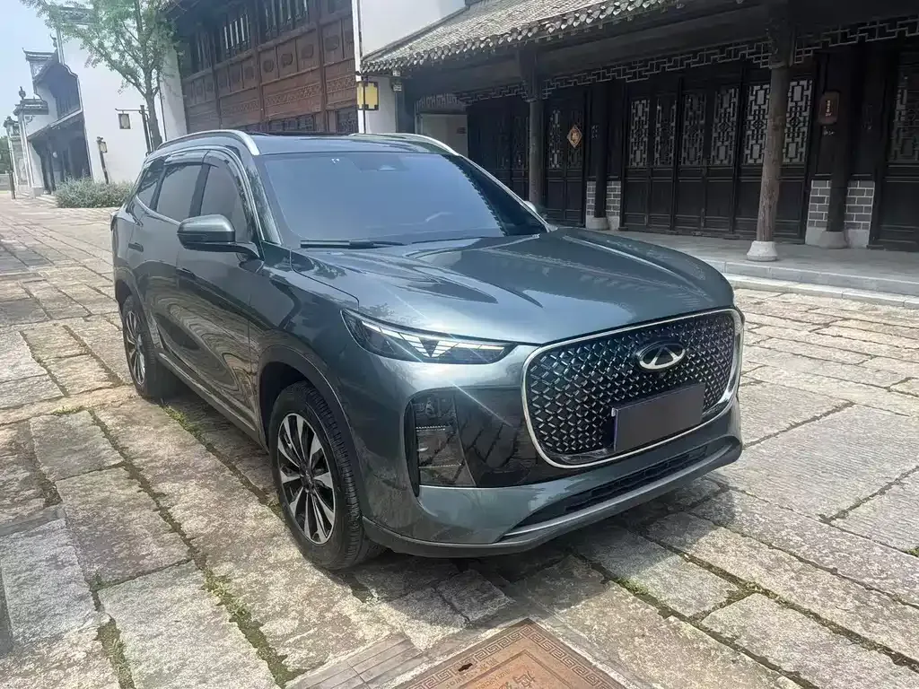 Chery Tiggo 8 PLUS — фото 1