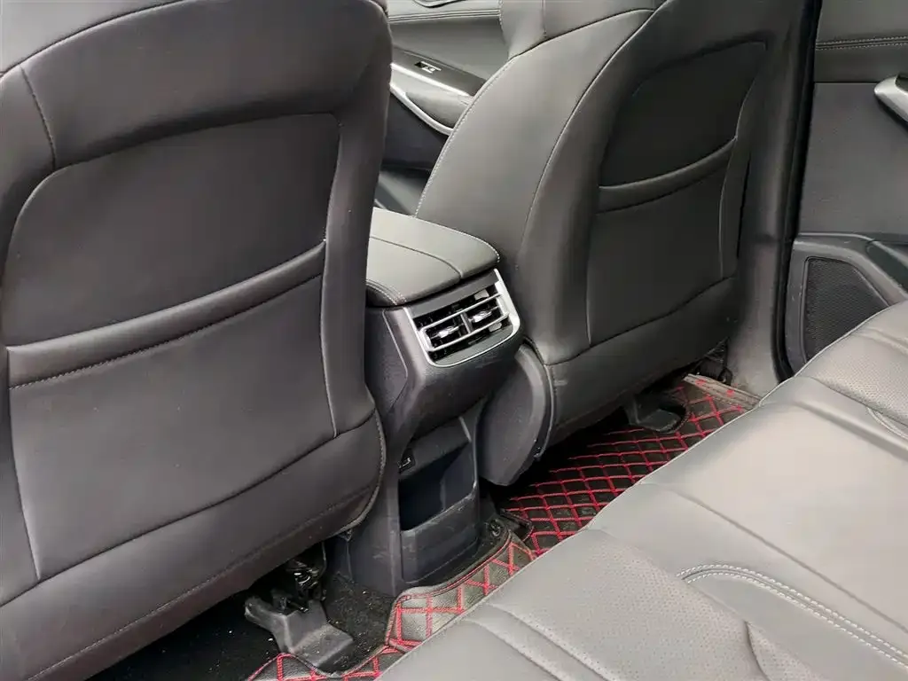 Changan CS75PLUS — фото 2