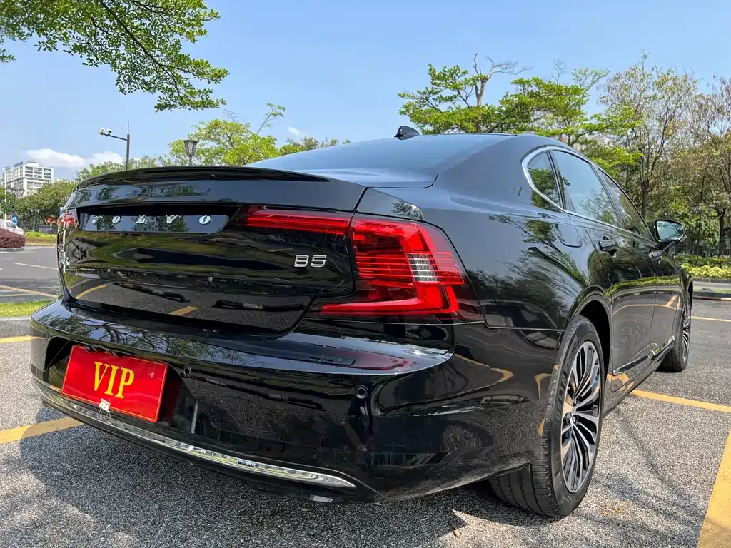 Volvo S90 — фото 9