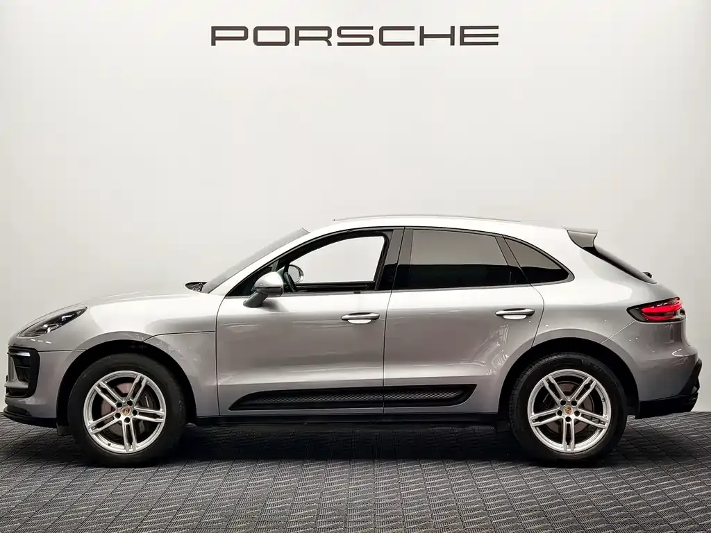 Porsche Macan — фото 8
