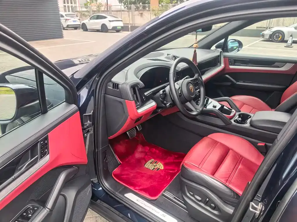 Porsche Cayenne Hybrid — фото 4