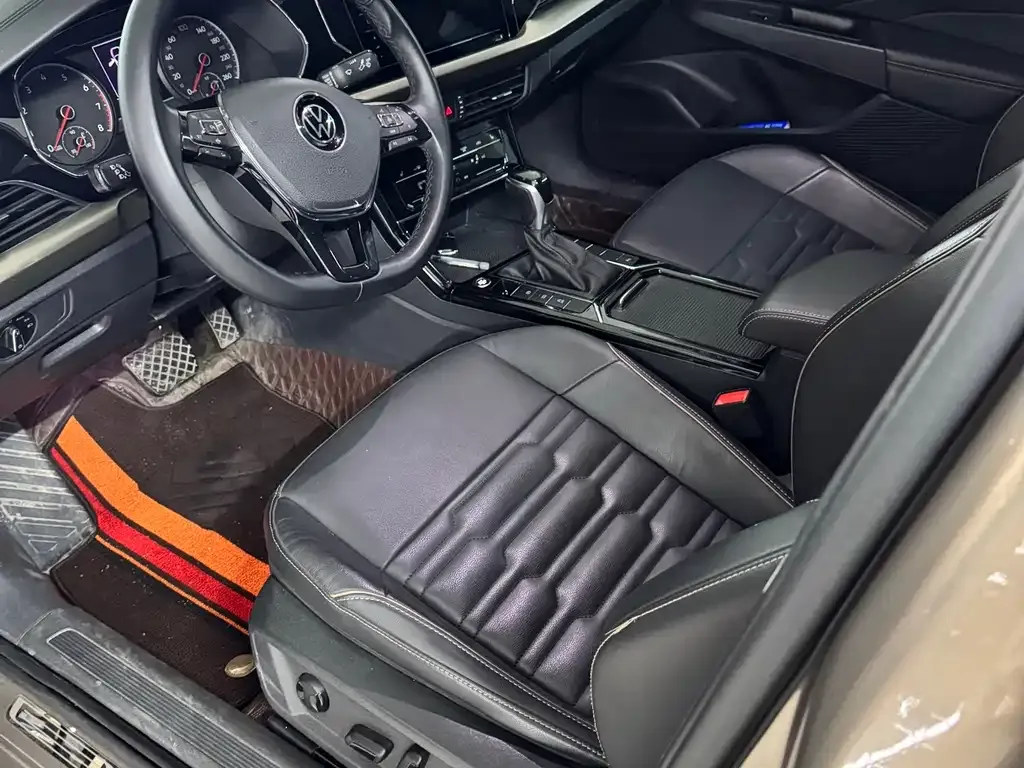 Volkswagen Passat 2021 из CN, фото 6
