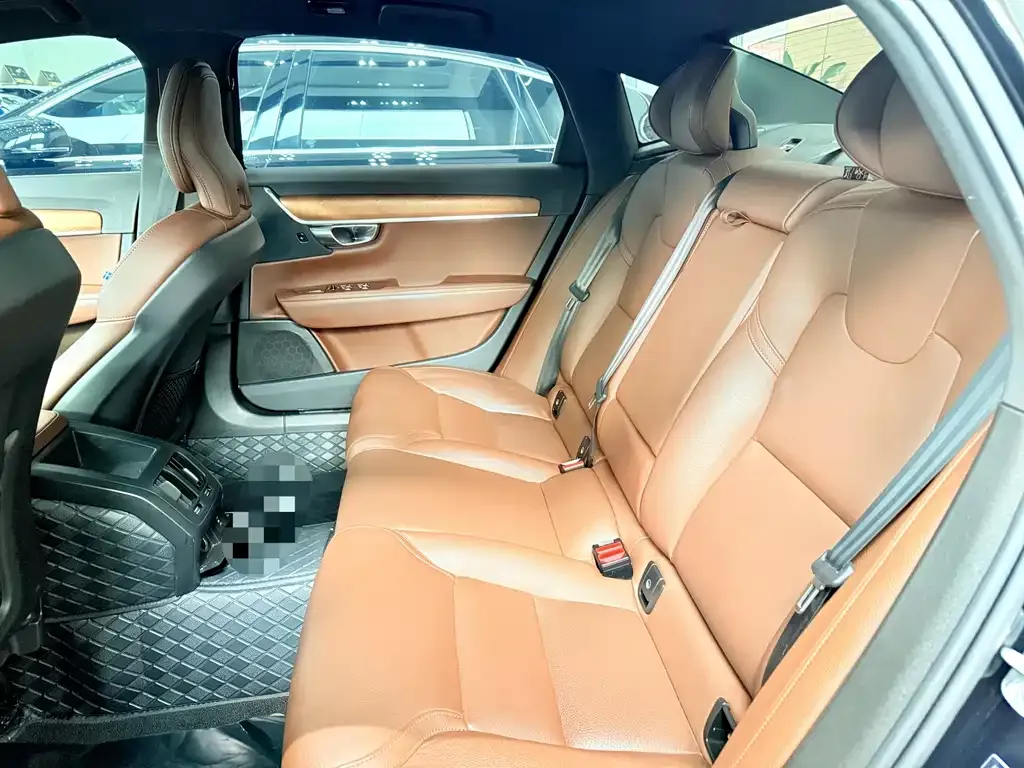 Volvo S90 — фото 2
