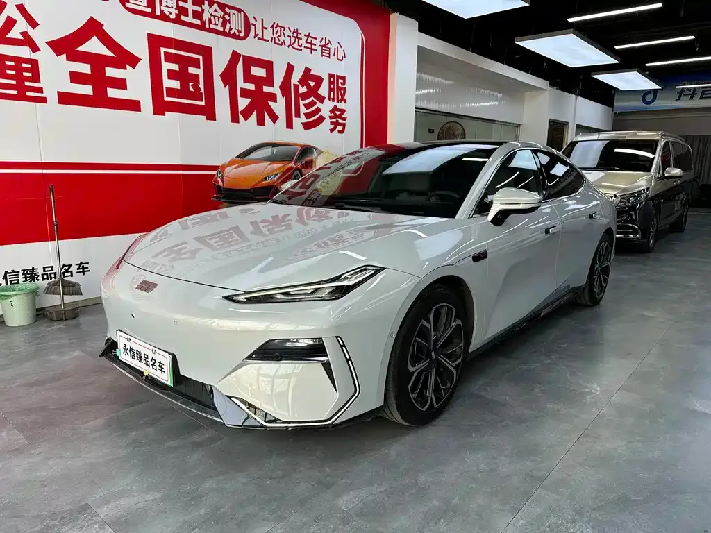 Geely Galaxy E8 — фото 1