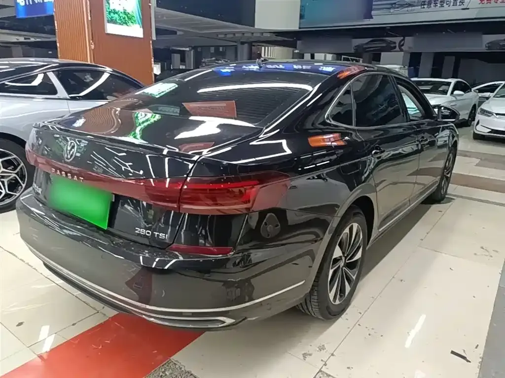 Volkswagen Passat — фото 7