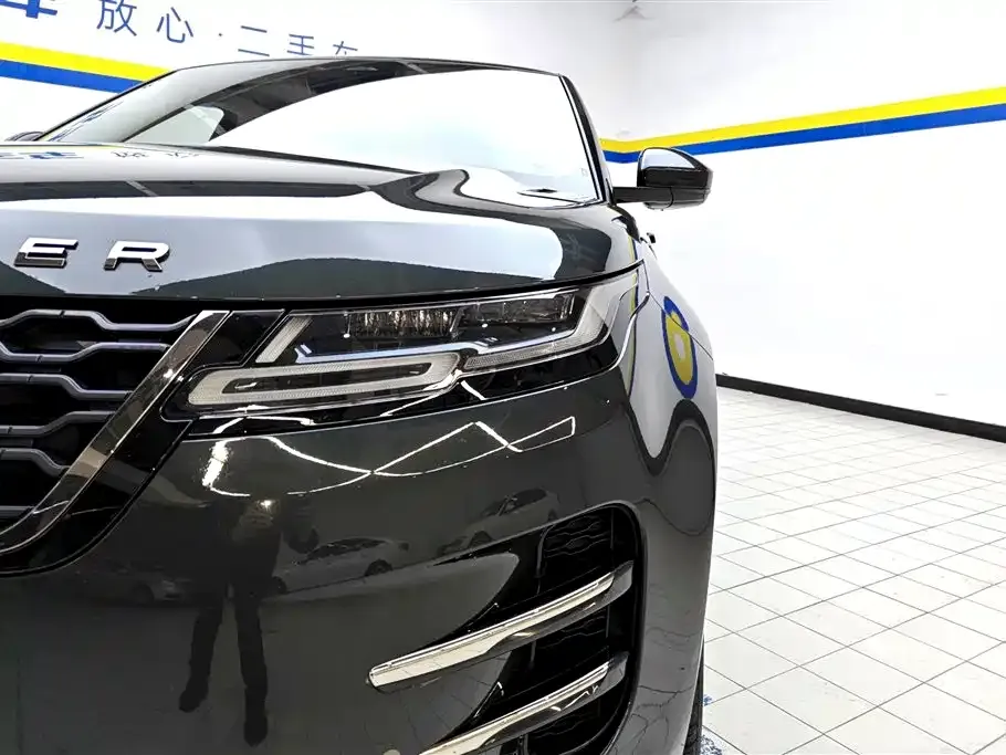 Land Rover Evoque 2023 из CN, фото 4
