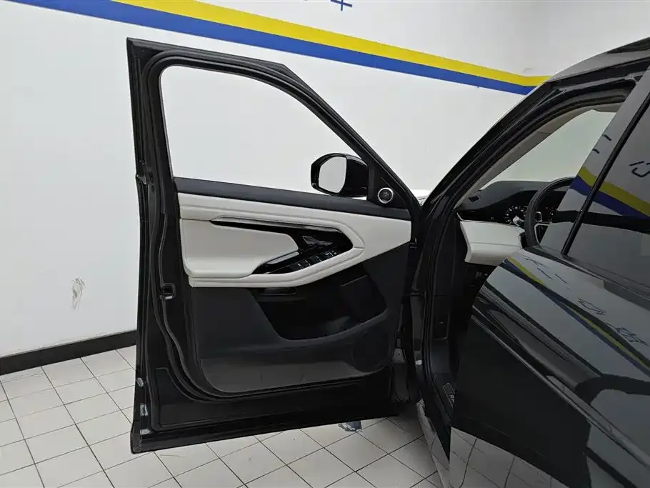 Land Rover Evoque 2023 из CN, фото 10
