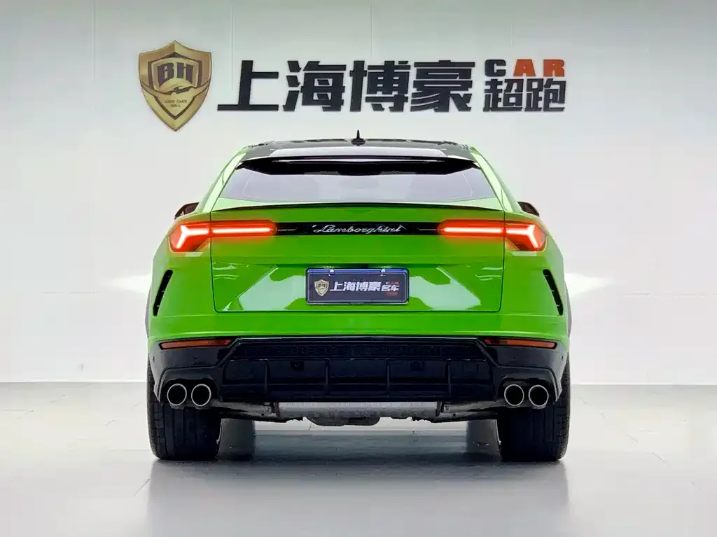 Lamborghini Urus — фото 9