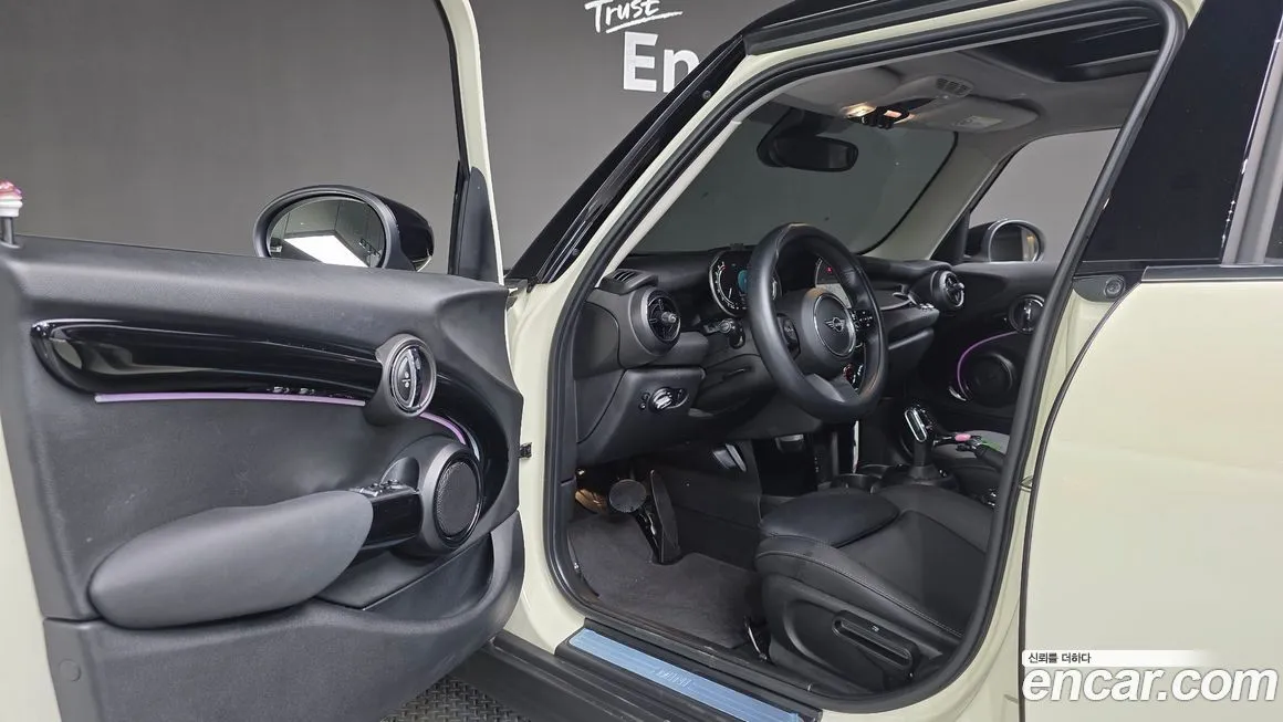 Mini Cooper 2022 из KR, фото 8