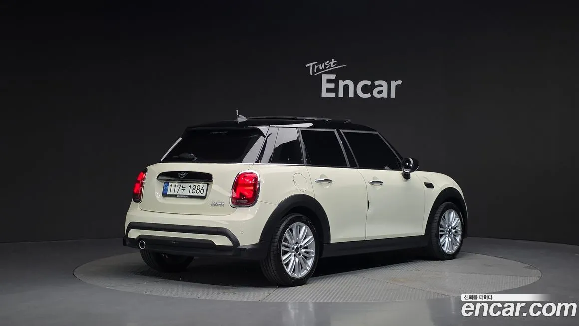 Mini Cooper 2022 из KR, фото 7