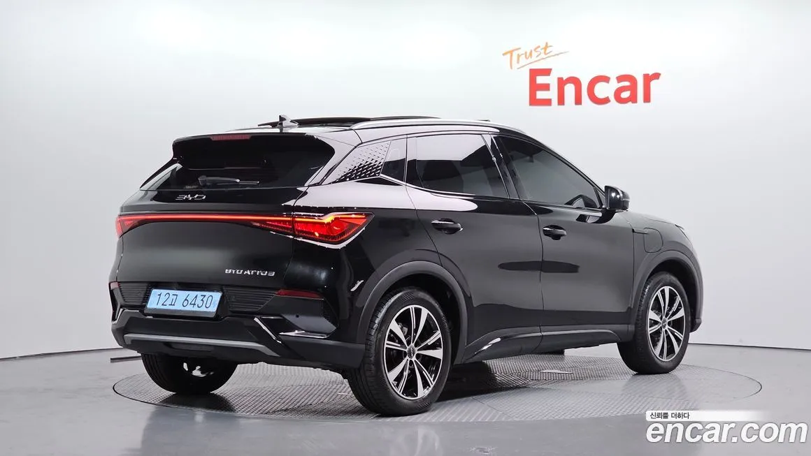 BYD Atto 3 — фото 10