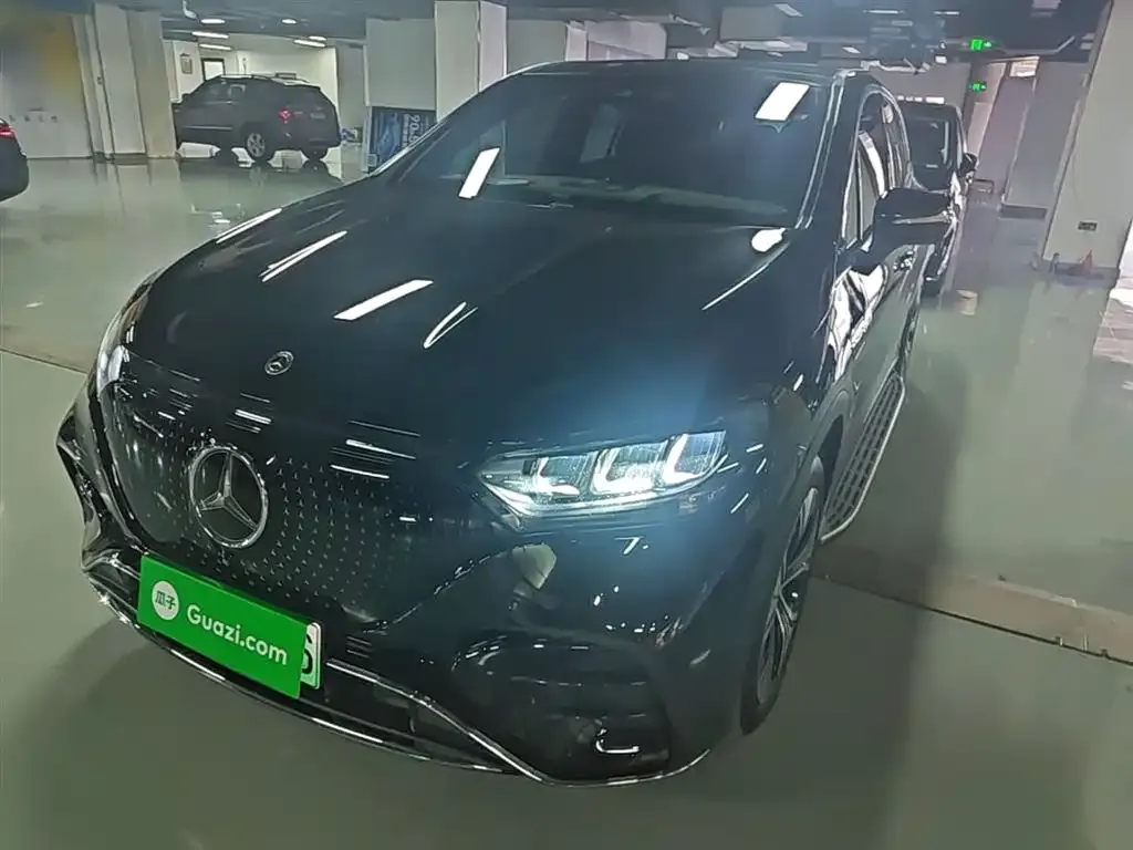 Mercedes-Benz EQE SUV — фото 6