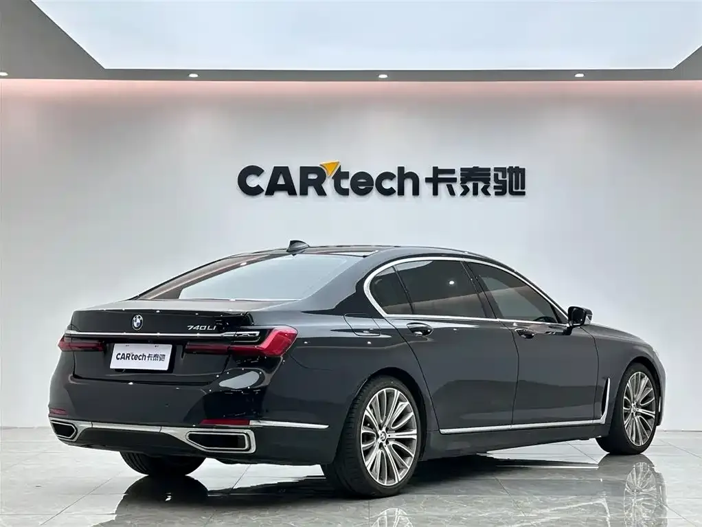 BMW 7 Series 2021 из CN, фото 7