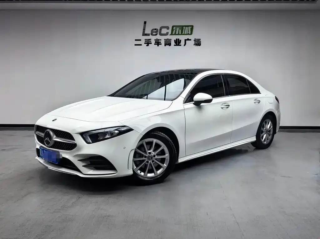 Mercedes-Benz A-Class — фото 1