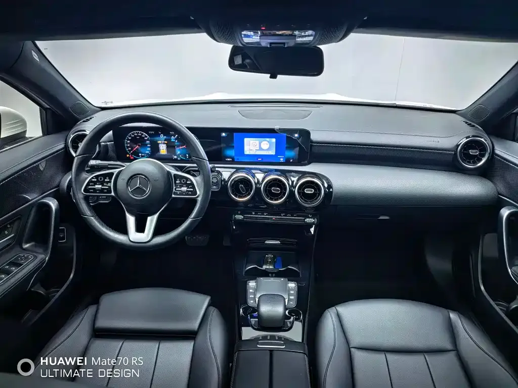 Mercedes-Benz A-Class — фото 8