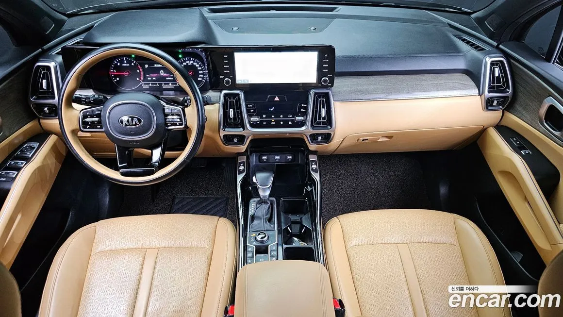 Kia Sorento — фото 10