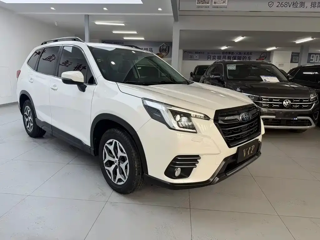 Subaru Forester — фото 5
