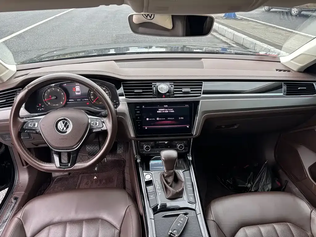 Volkswagen Phideon 2022 из CN, фото 9