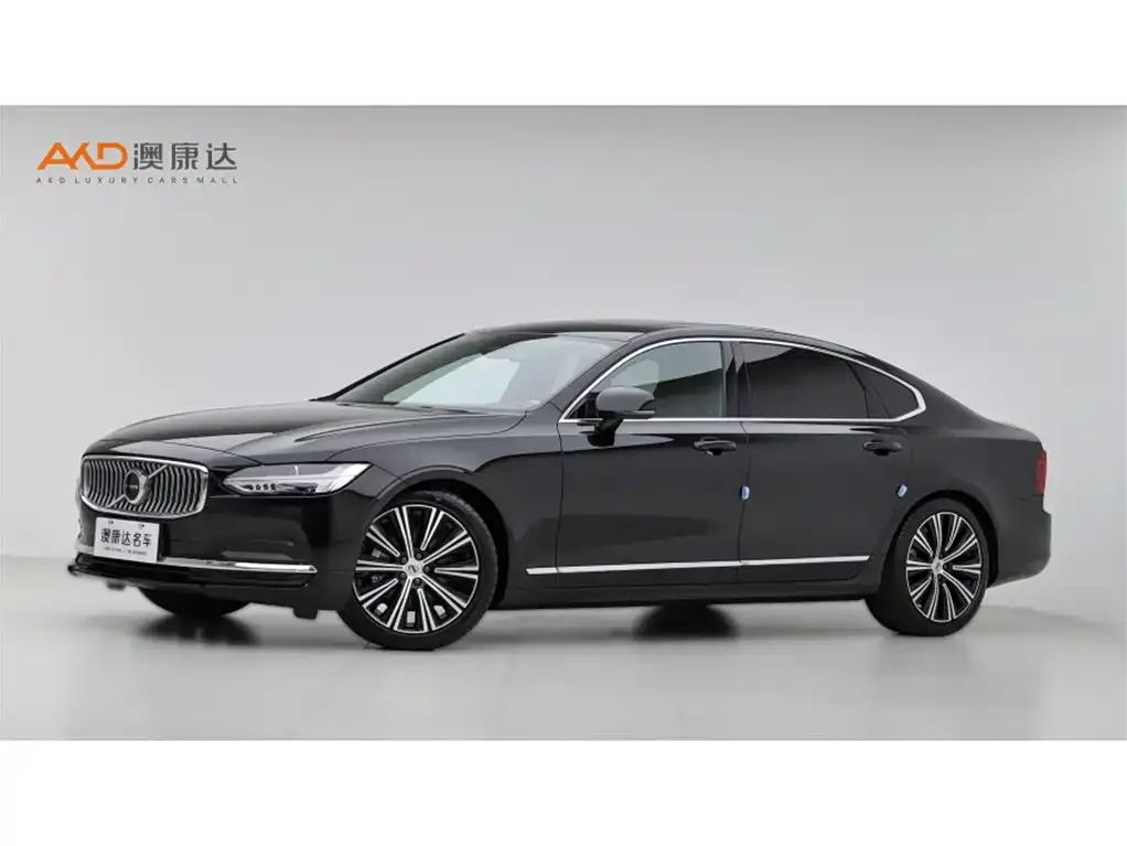 Volvo S90 — фото 1