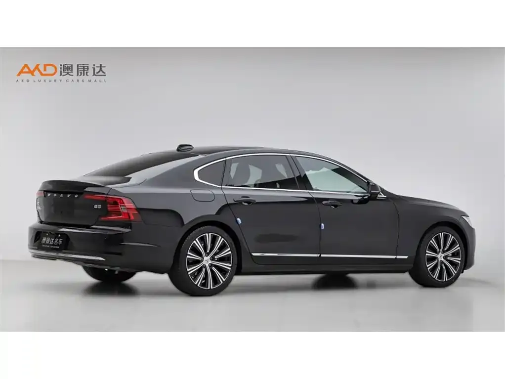 Volvo S90 — фото 8