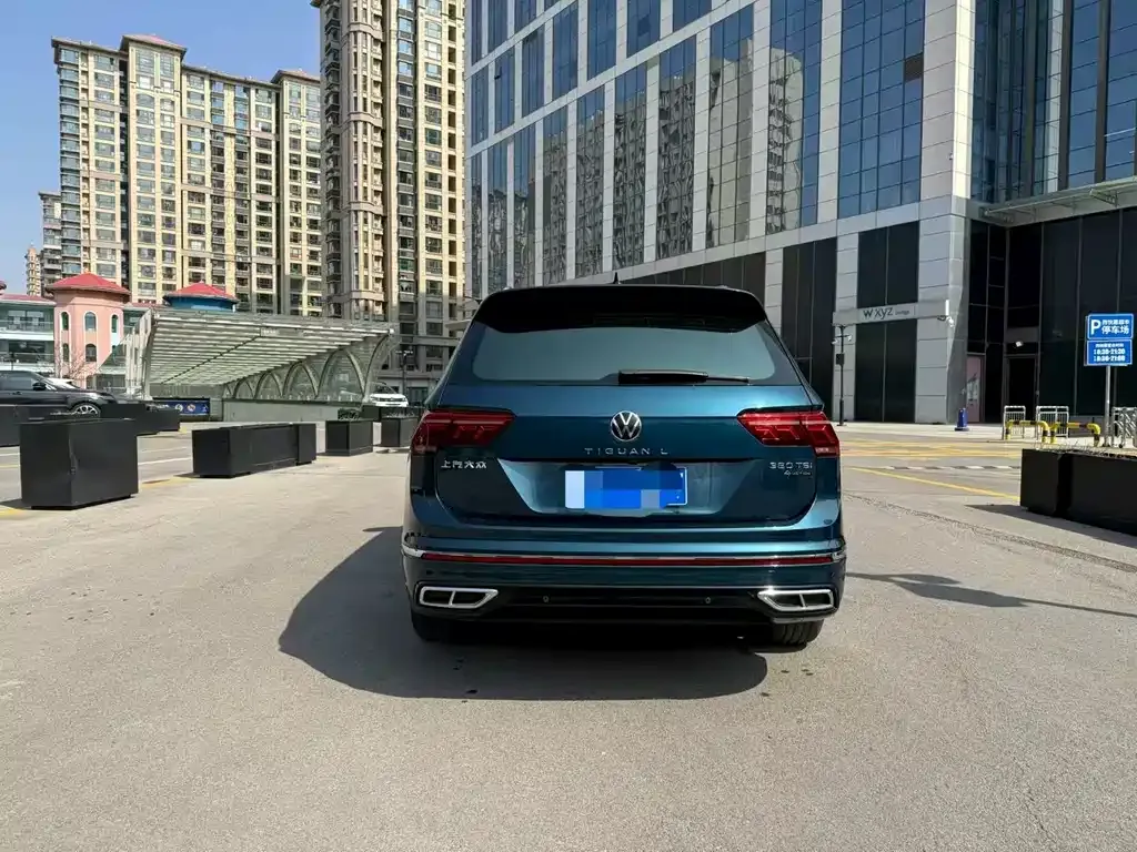 Volkswagen Tiguan L — фото 4