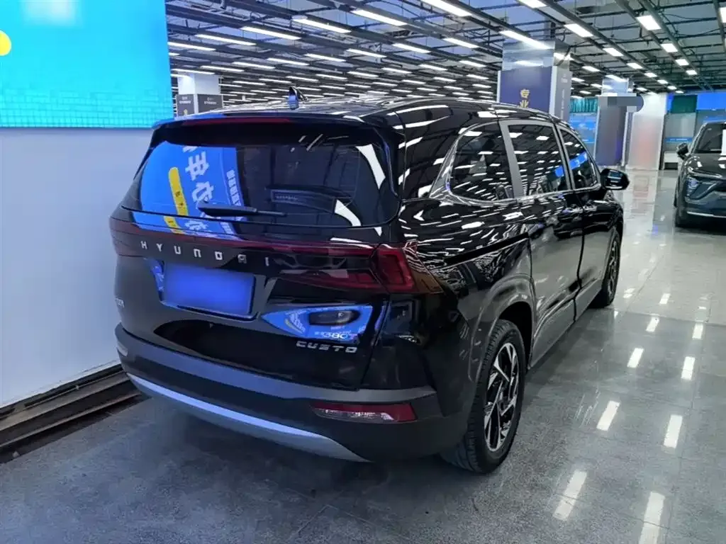 Hyundai Custo — фото 6