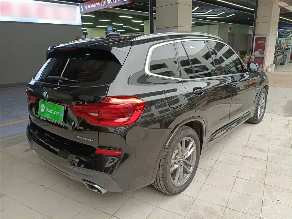 BMW X3 — фото 10