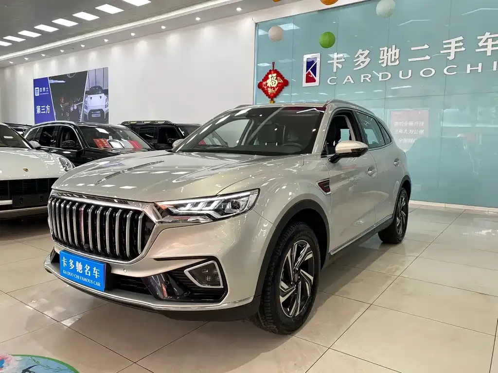 Hongqi HS5 — фото 1