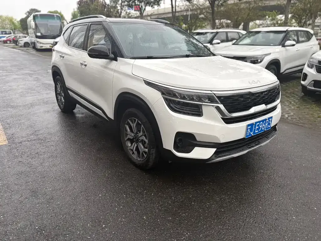 Kia KX3 2022 из CN, фото 9