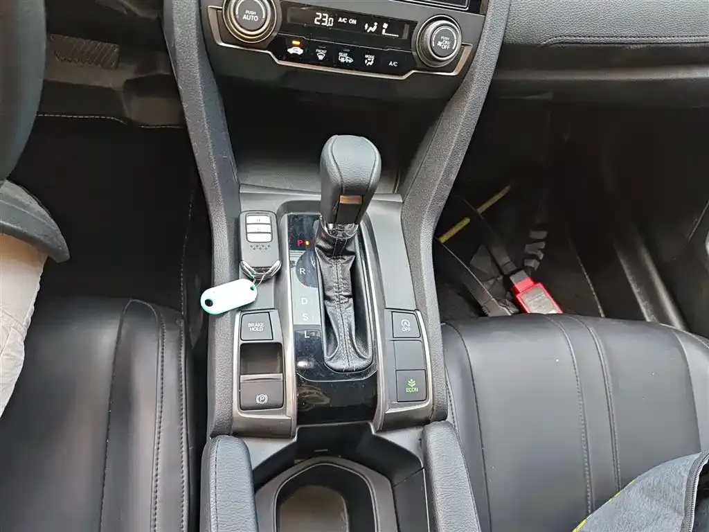 Honda Civic — фото 6