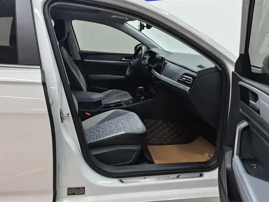Volkswagen Lavida 2022 из CN, фото 5