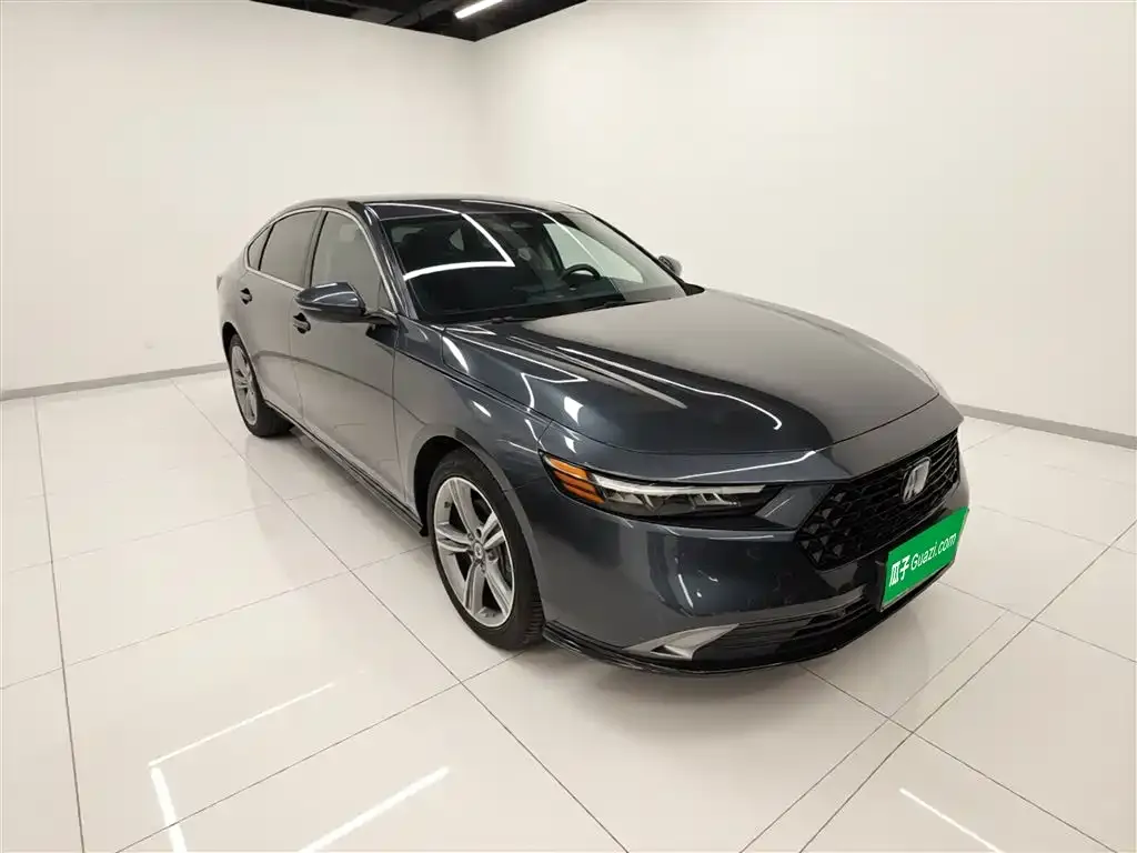 Honda Accord — фото 4