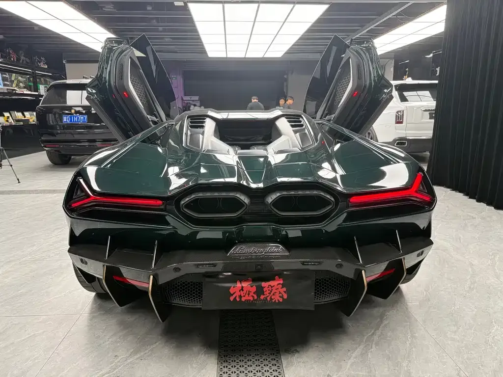 Lamborghini Revuelto 2025 из CN, фото 4