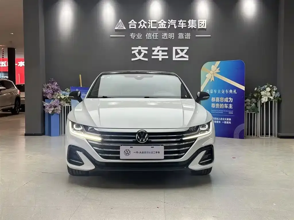 Volkswagen CC 2023 из CN, фото 10