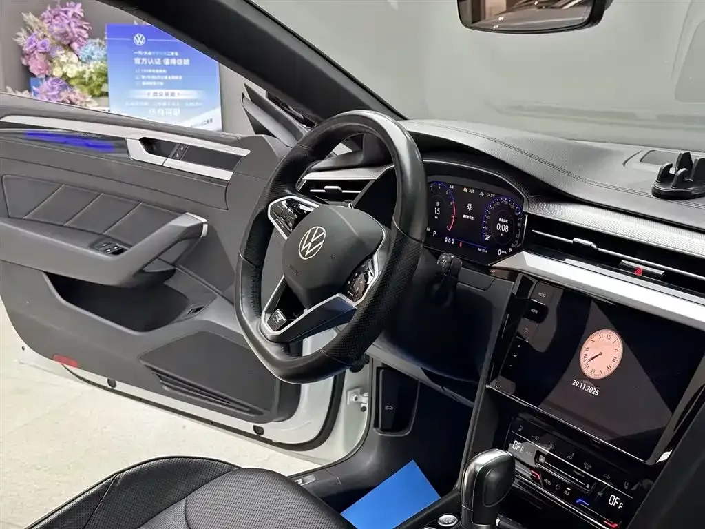 Volkswagen CC 2023 из CN, фото 7