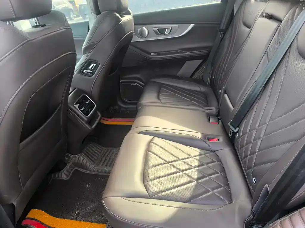 Chery Tiggo 8 PRO — фото 4