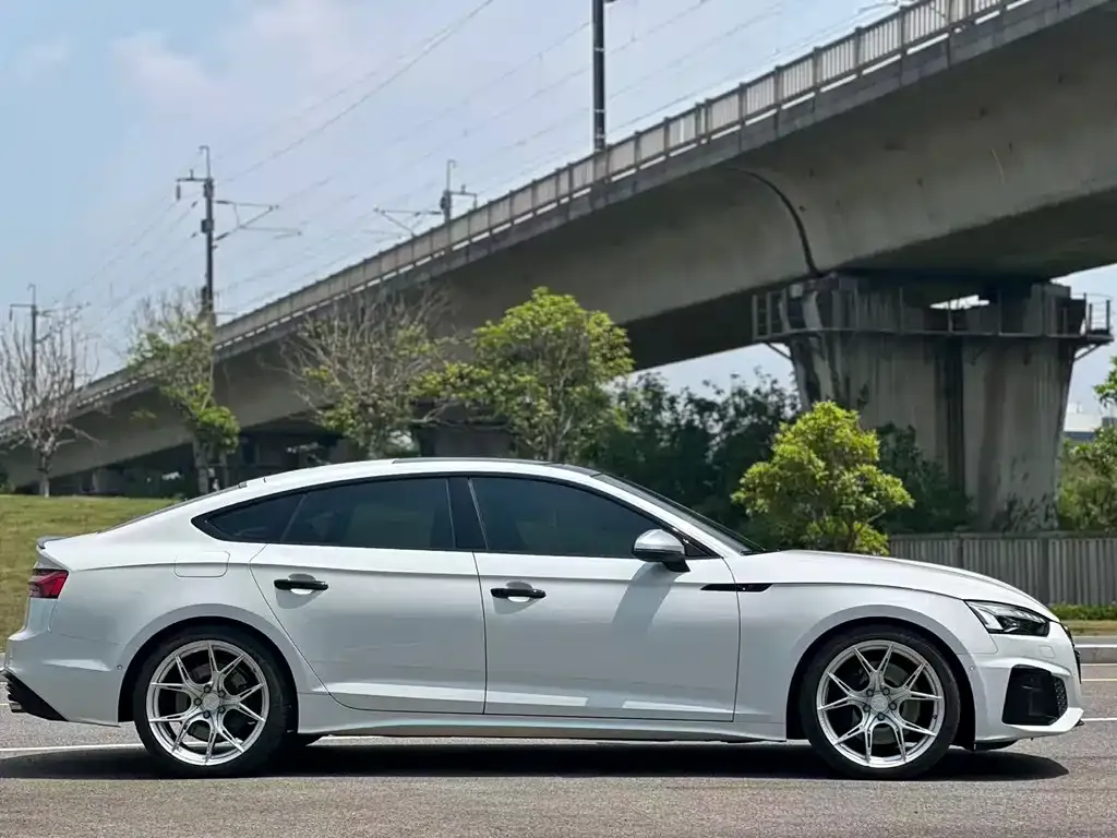 Audi S5 2022 из CN, фото 3