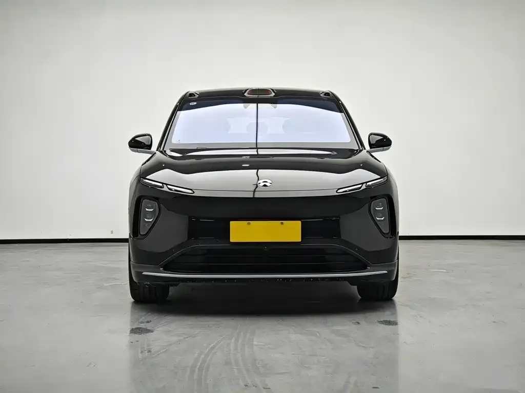 NIO EC6 — фото 10