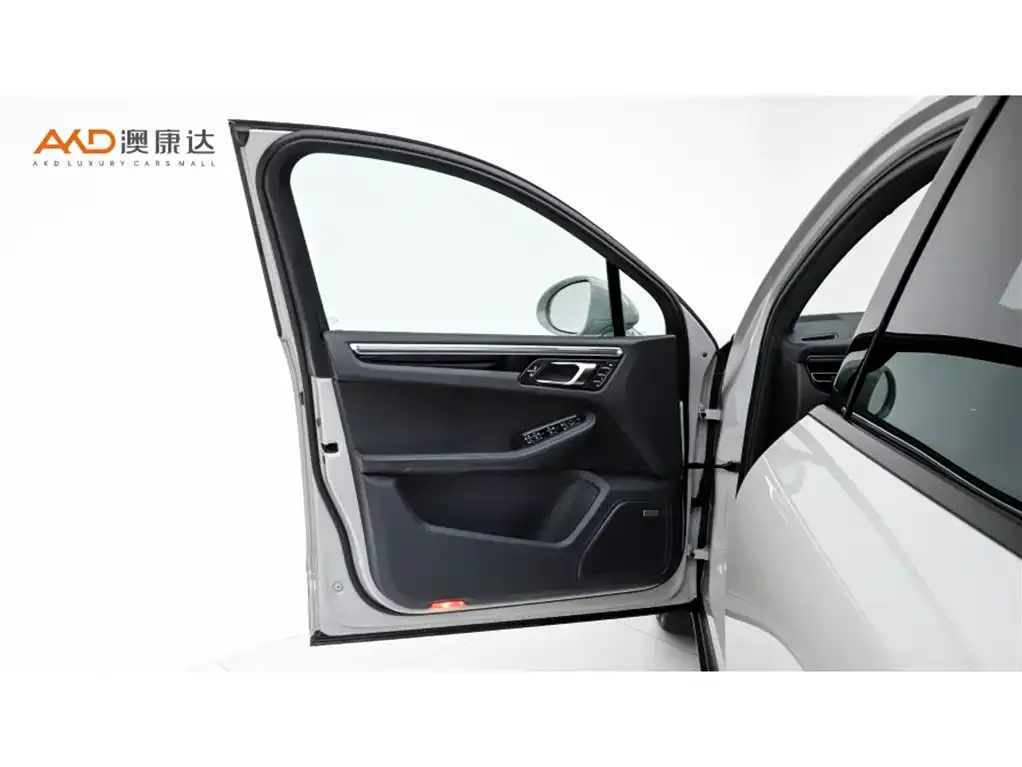 Porsche Macan 2023 из CN, фото 6