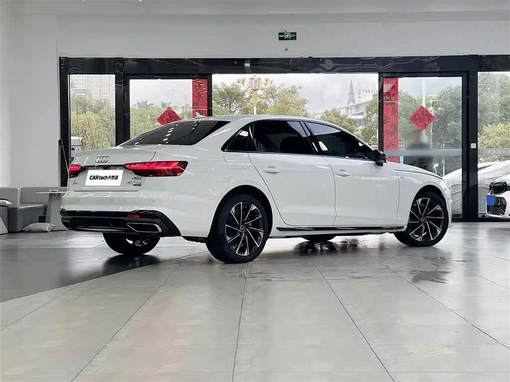Audi A4L — фото 8