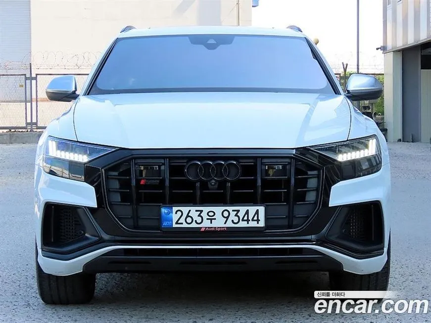 Audi SQ8