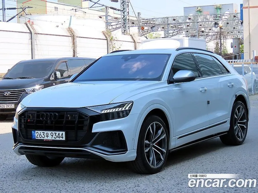 Audi SQ8 2021 из KR, фото 5