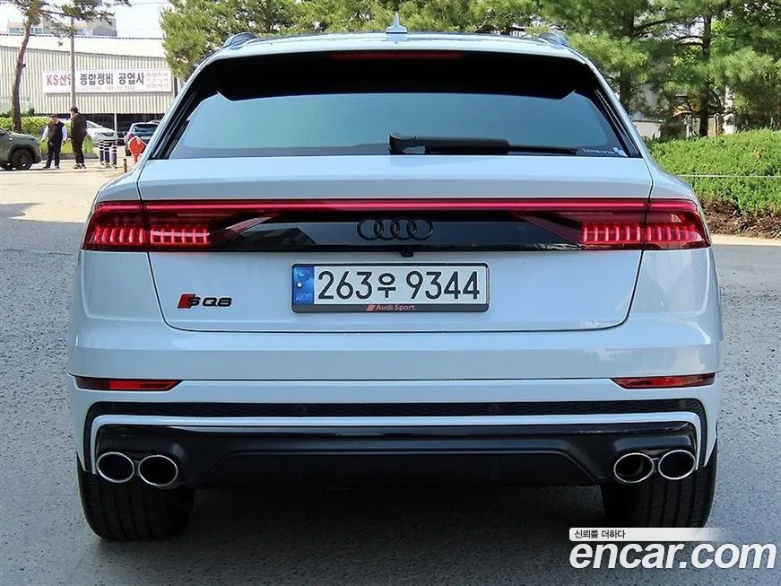 Audi SQ8 2021 из KR, фото 7