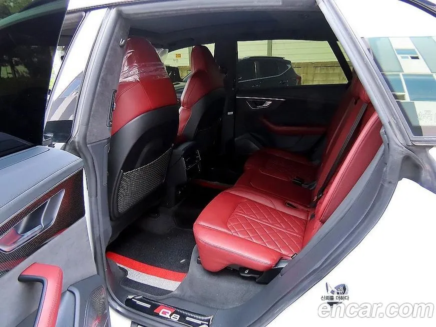 Audi SQ8 2021 из KR, фото 3