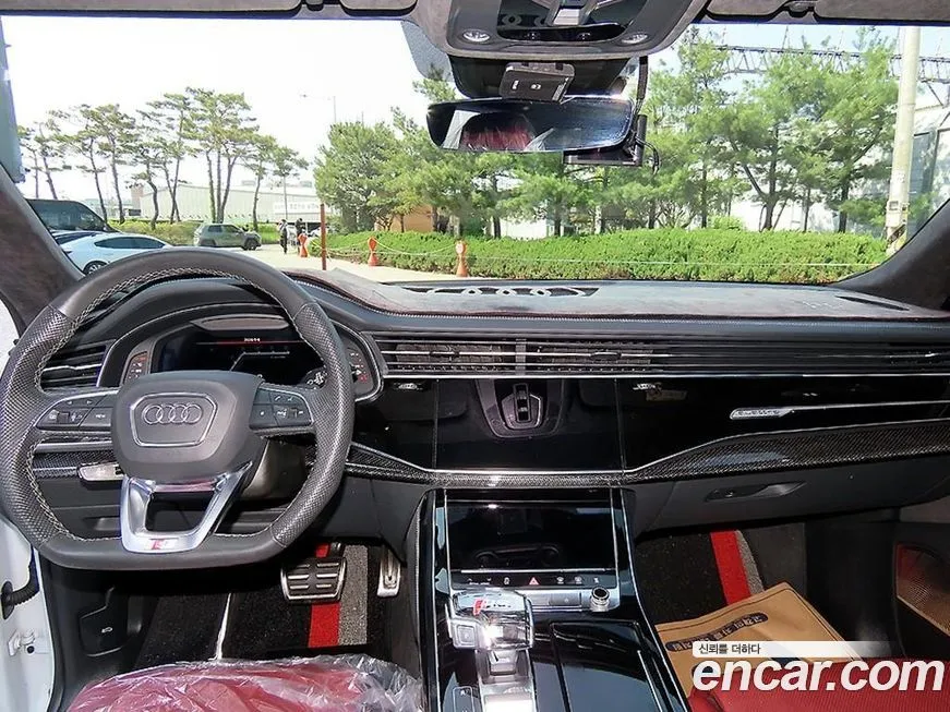 Audi SQ8 2021 из KR, фото 8